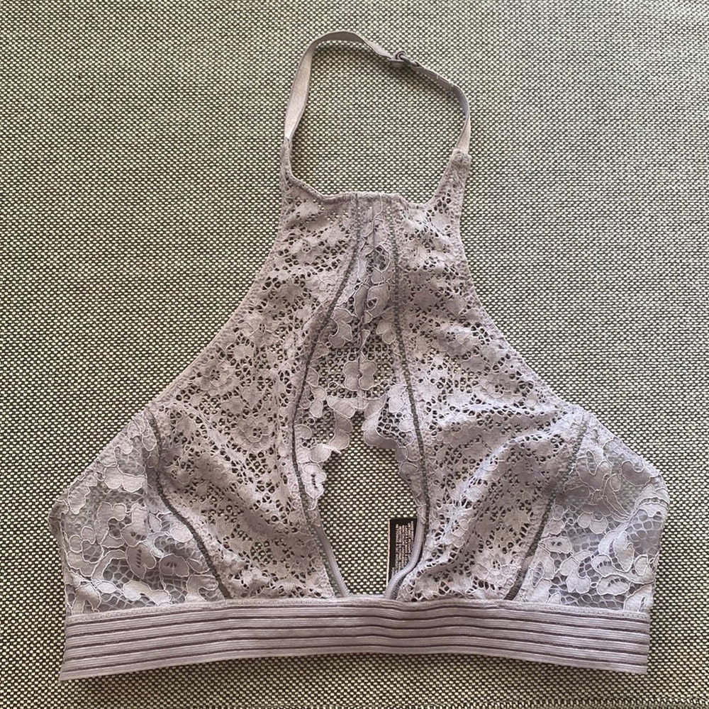 ✨B2G2✨ Lacy Bralette
